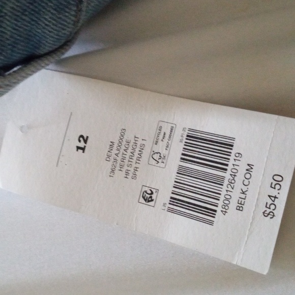 $10 or any 2 items $15:  TRUE CRAFT NWT High Rise Distressed Jeans 12 - Picture 13 of 16